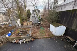 30 Thorpe St, Somerville, MA 02143 - Photo 9