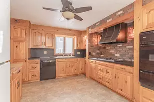 71 Vallaro Rd, Boston, MA 02136 - Photo 11