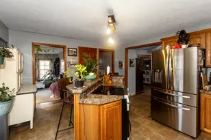 11 Park Ave, Monson, MA 01057 - Photo 5