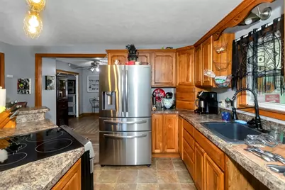 11 Park Ave, Monson, MA 01057 - Photo 7