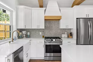 6 Stenbeck Pl, Scituate, MA 02066 - Photo 7