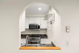 18 E Springfield St, Boston, MA 02118 - Photo 13