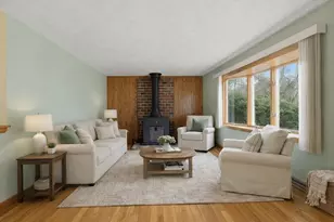 107 Oak St, Pembroke, MA 02359 - Photo 5