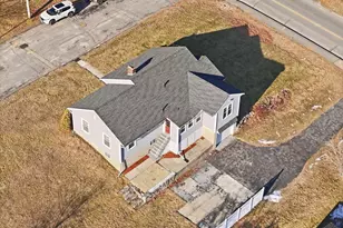 2 Oak Knoll Rd, Methuen, MA 01844 - Photo 3