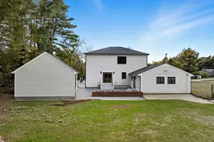 434 Sumner St, Stoughton, MA 02072 - Photo 11