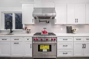 26 Harris Ave, Wellesley, MA 02481 - Photo 7