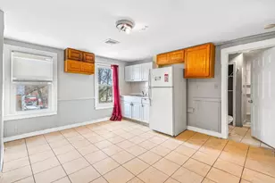 184 Myrtle St, Brockton, MA 02301 - Photo 9