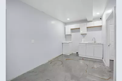 1300 Worcester St, Springfield, MA 01151 - Photo 9