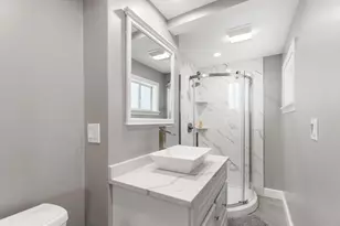 25 Glenwood Ave, Medford, MA 02155 - Photo 15