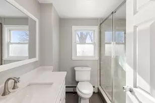 25 Glenwood Ave, Medford, MA 02155 - Photo 19