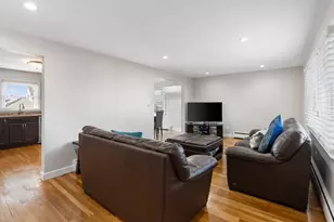 25 Glenwood Ave, Medford, MA 02155 - Photo 3