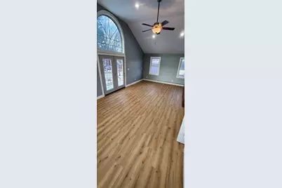 113 Pleasant Street, Leominster, MA 01453 - Photo 31