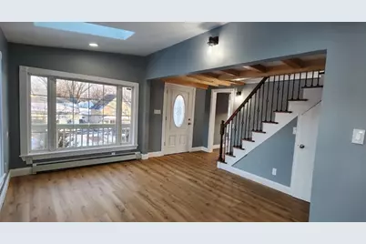 113 Pleasant Street, Leominster, MA 01453 - Photo 17