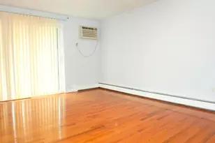 11 Woodcrest Ct, Weymouth, MA 02190 - Photo 3