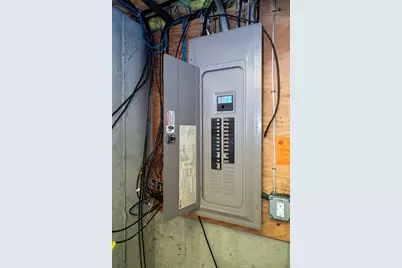 41 Chershire Ave, Acushnet, MA 02743 - Photo 31