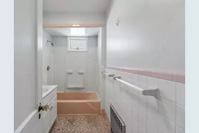 198 Harris St #1, Revere, MA 02149 - Photo 5