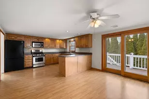 37 Evans St, Watertown, MA 02472 - Photo 15