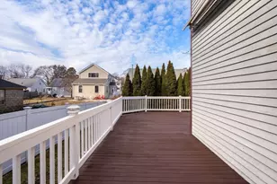 37 Evans St, Watertown, MA 02472 - Photo 9