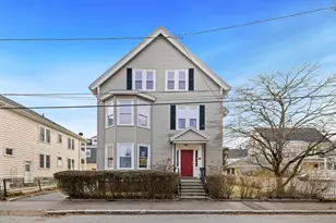 29 Ocean Ave, Salem, MA 01970 - Photo 1
