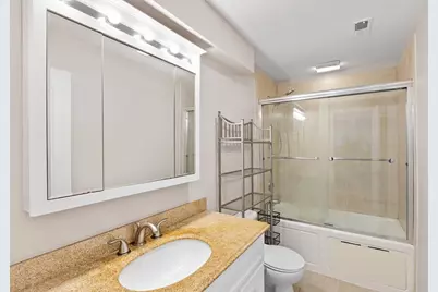 7 Fox St #PH, Boston, MA 02122 - Photo 15