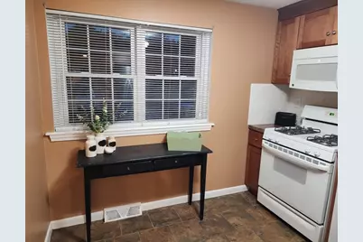 20 Hemlock Cir #20, Millis, MA 02054 - Photo 3