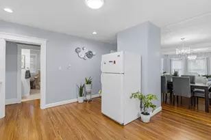 162 Elm St, North Attleboro, MA 02760 - Photo 9