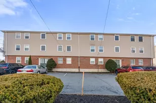 25 Rockland St, Boston, MA 02132 - Photo 25