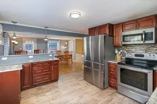 10 Piedmont St, Methuen, MA 01844 - Photo 7