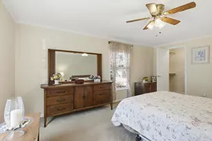 57 Country Dr, Bridgewater, MA 02324 - Photo 11