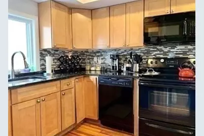 36 Palmer St, Quincy, MA 02169 - Photo 11