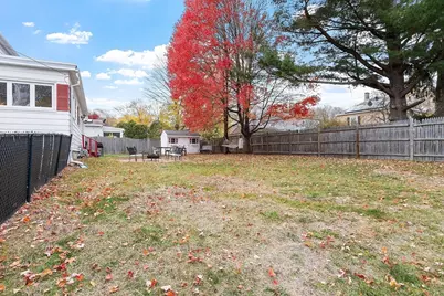 24 Berkshire St, Fitchburg, MA 01420 - Photo 5