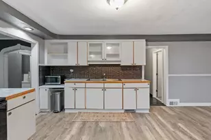 24 Berkshire St, Fitchburg, MA 01420 - Photo 21