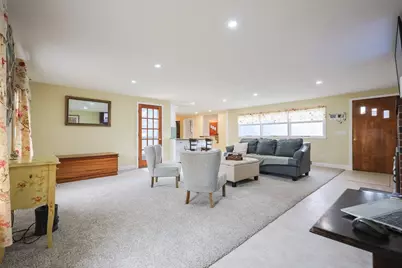 23 Crescent Ave, North Attleboro, MA 02760 - Photo 9