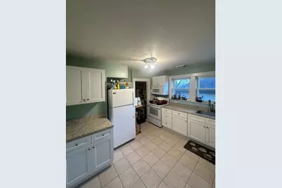 257 Common Street #2, Watertown, MA 02472 - Photo 3