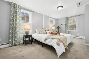 33 Lakeview Ave, Bellingham, MA 02019 - Photo 9