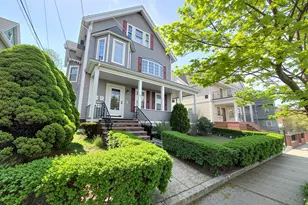 17 Upham St, Malden, MA 02148 - Photo 9