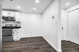 64 Foster St, Peabody, MA 01960 - Photo 7