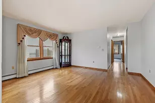 30 Fales St, Worcester, MA 01606 - Photo 9