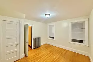 23 Pearl St, Everett, MA 02149 - Photo 9