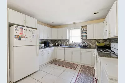 15 Coburn Ave, Dracut, MA 01826 - Photo 19