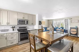 44 Hobson St, Brockton, MA 02302 - Photo 3