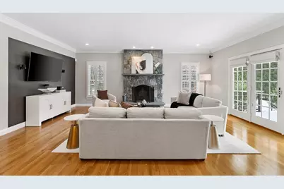 127 Shade St, Lexington, MA 02421 - Photo 9