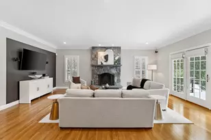 127 Shade St, Lexington, MA 02421 - Photo 9