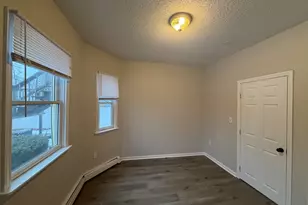 137 Midland, Lowell, MA 01851 - Photo 9