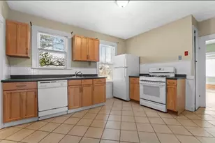 141 4th St, Medford, MA 02155 - Photo 9