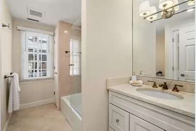 70 Jericho Rd #70, Weston, MA 02493 - Photo 17