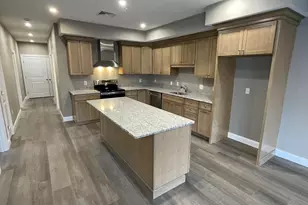 1 Brattle St, Worcester, MA 01606 - Photo 5