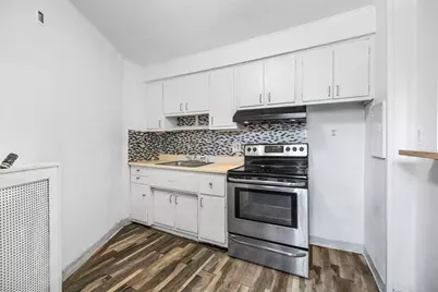 100 Lanark Rd #8, Boston, MA 02135 - Photo 5