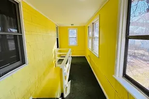 158 Monrovia St, Springfield, MA 01104 - Photo 33