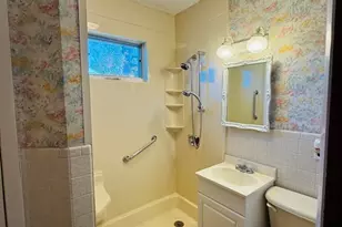 158 Monrovia St, Springfield, MA 01104 - Photo 15